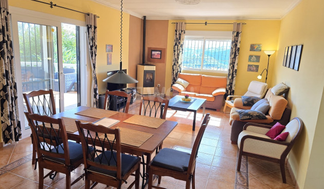 Resale - Villa - Benamargosa - Inland