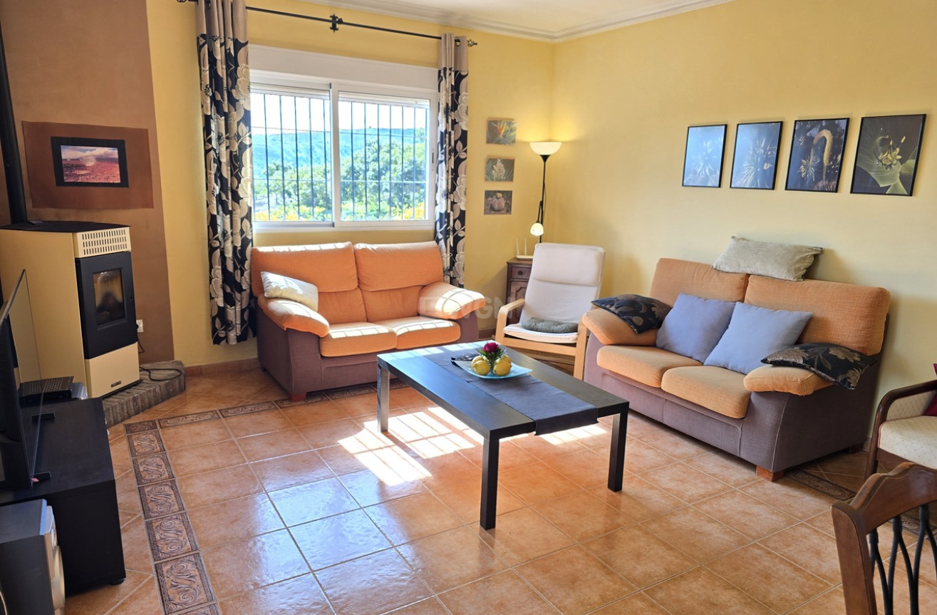 Resale - Villa - Benamargosa - Inland