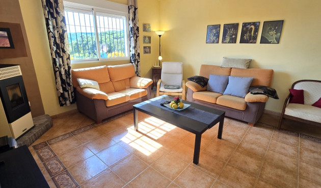 Resale - Villa - Benamargosa - Inland