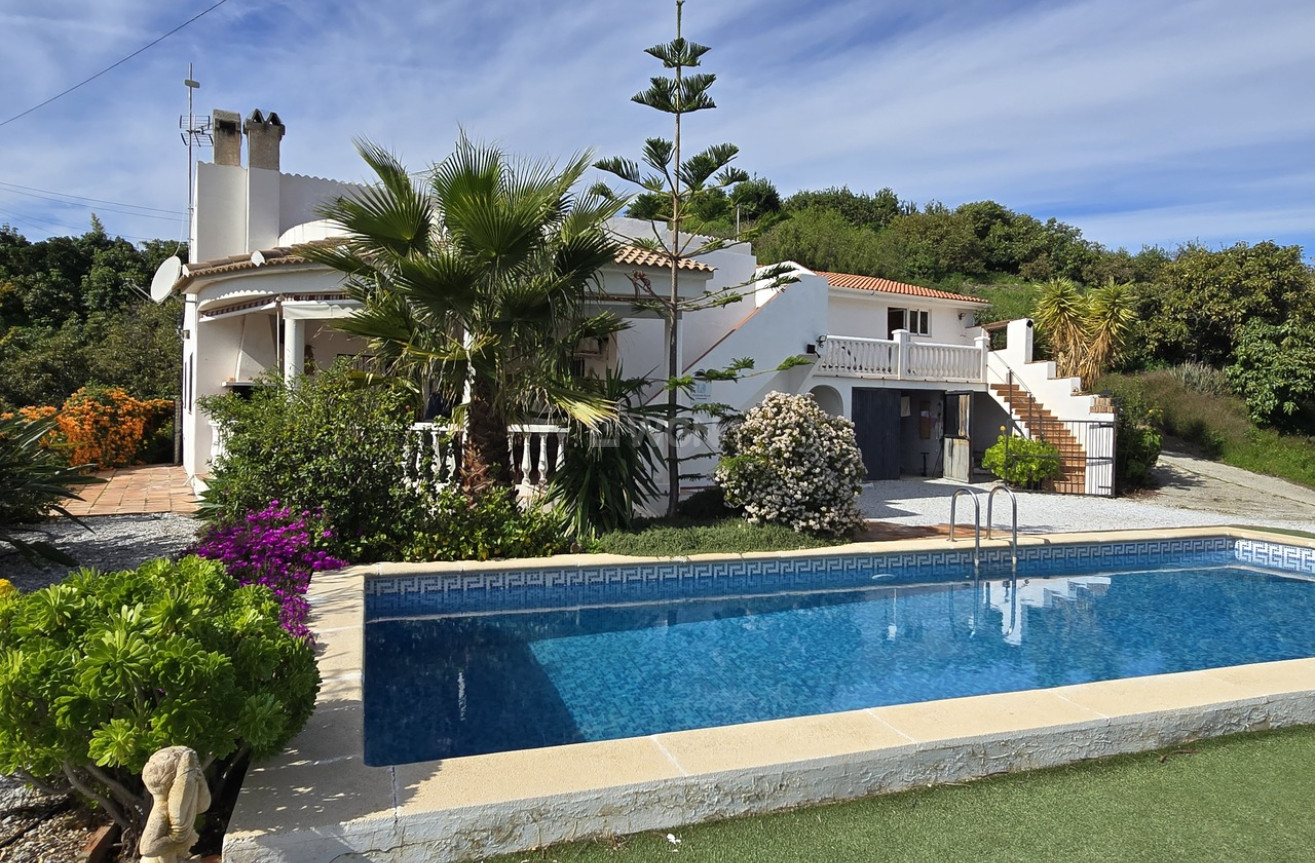 Resale - Villa - Benamargosa - Inland