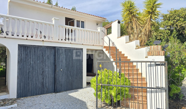 Resale - Villa - Benamargosa - Inland