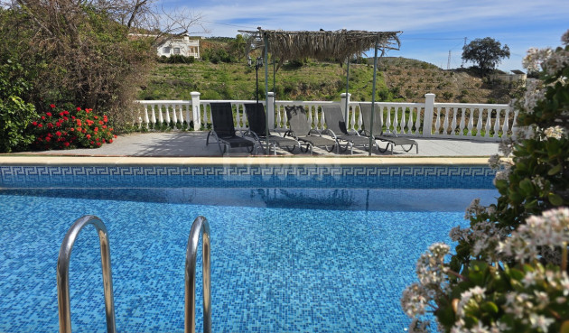 Resale - Villa - Benamargosa - Inland