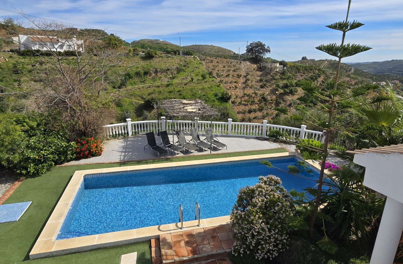 Resale - Villa - Benamargosa - Inland