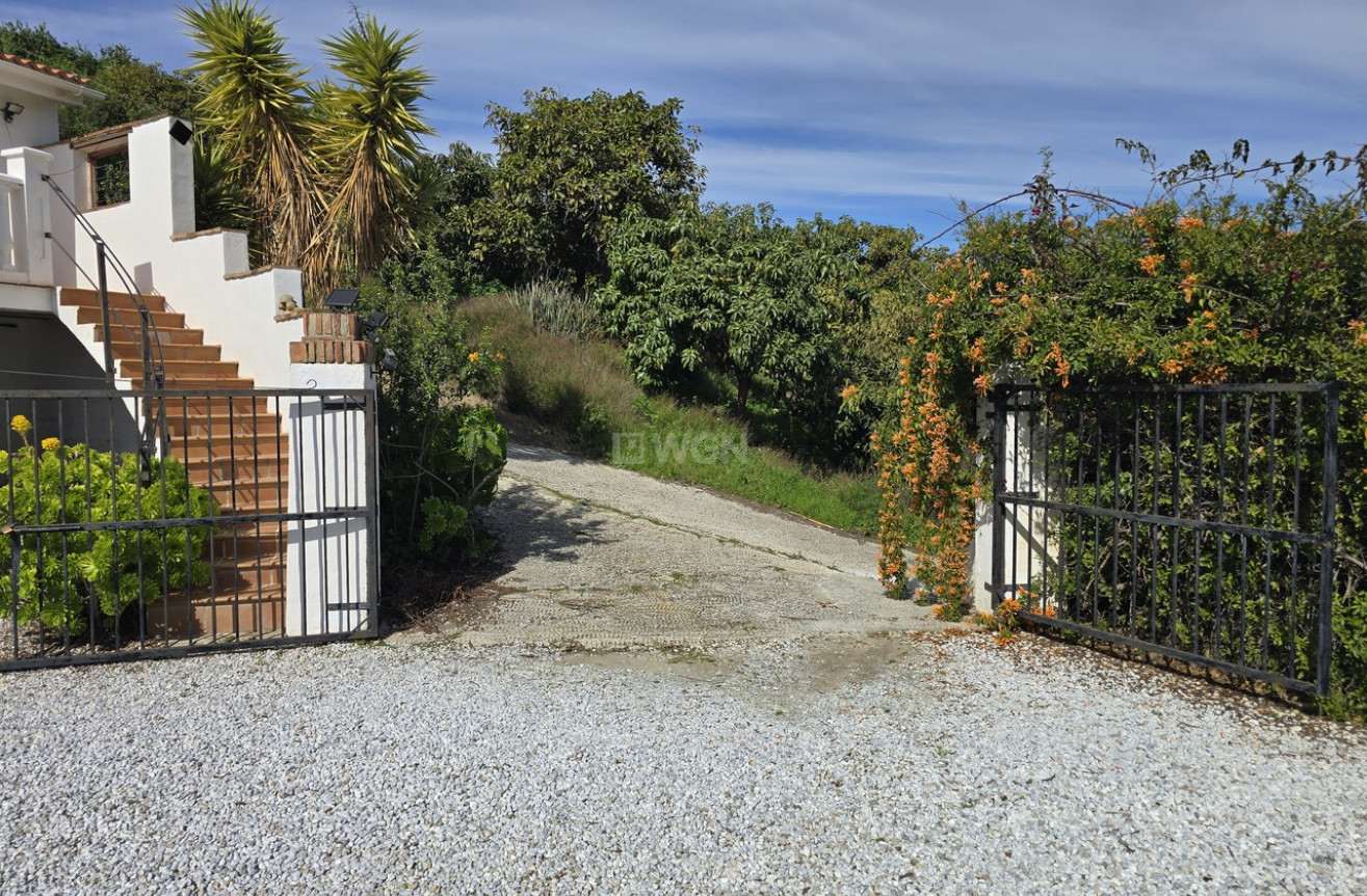 Resale - Villa - Benamargosa - Inland