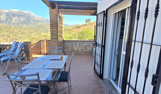 Odsprzedaż - Villa - Vinuela - Inland