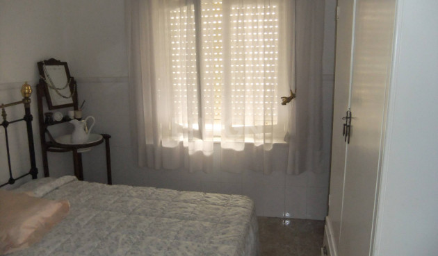 Odsprzedaż - Kamienica - Pilar de la Horadada - Torre De La Horadada