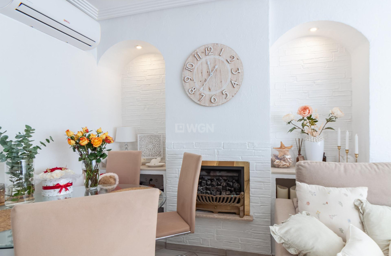 Odsprzedaż - Villa - Orihuela Costa - Los Almendros-la Florida