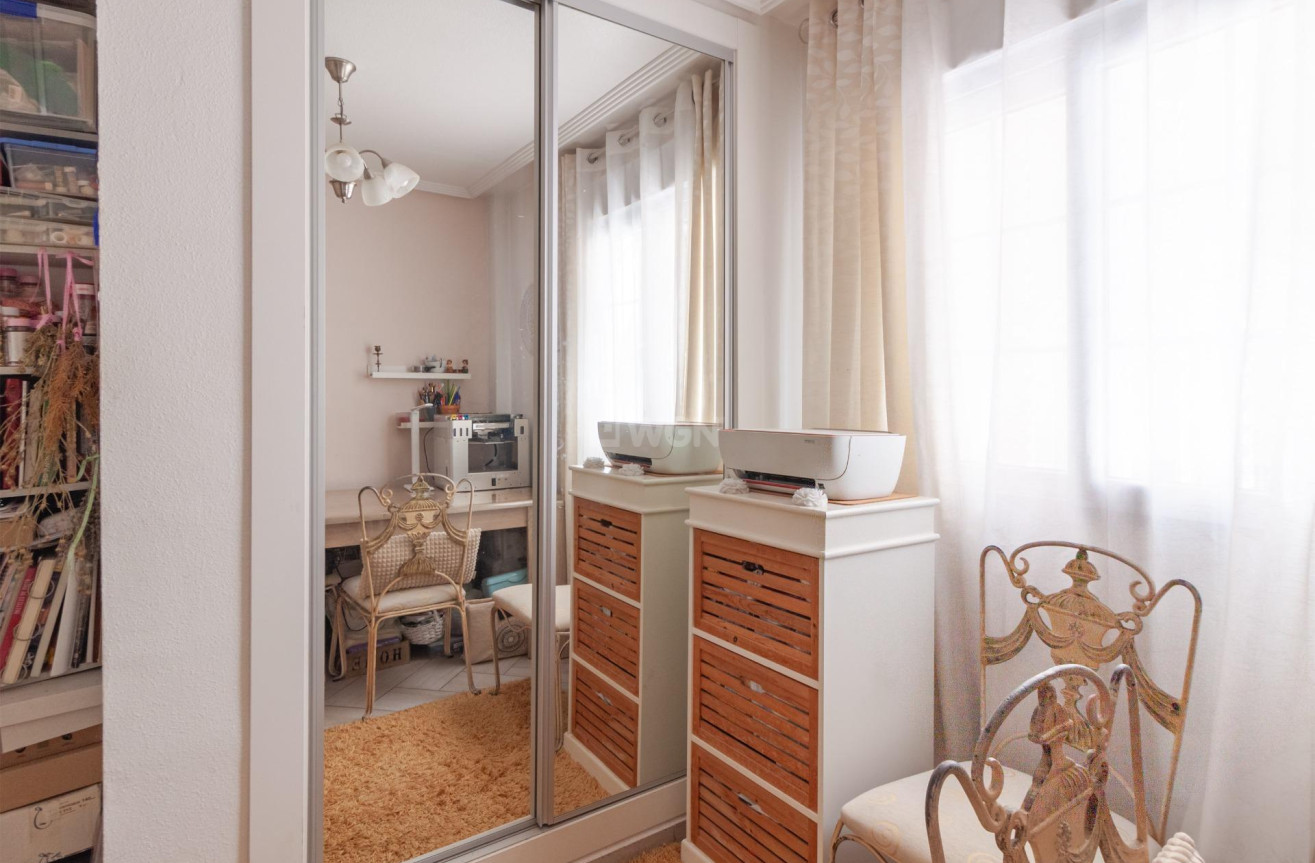 Odsprzedaż - Villa - Orihuela Costa - Los Almendros-la Florida