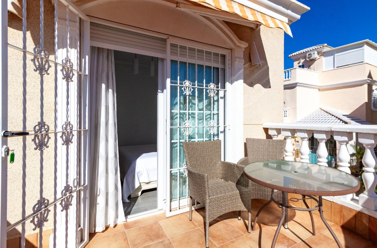 Odsprzedaż - Villa - Orihuela Costa - Los Almendros-la Florida