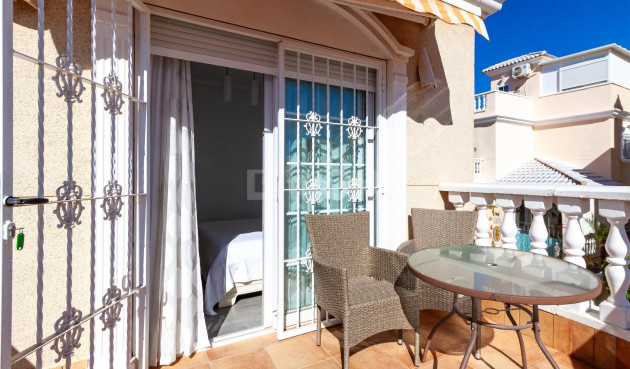 Odsprzedaż - Villa - Orihuela Costa - Los Almendros-la Florida