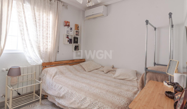 Odsprzedaż - Villa - Orihuela Costa - Los Almendros-la Florida