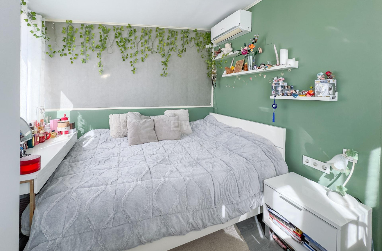 Odsprzedaż - Villa - Orihuela Costa - Los Almendros-la Florida