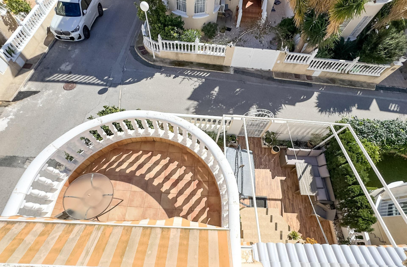 Odsprzedaż - Villa - Orihuela Costa - Los Almendros-la Florida