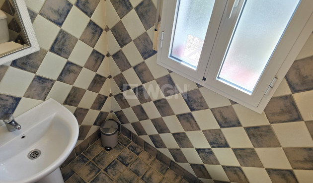 Odsprzedaż - Villa - Alcaucín - Inland