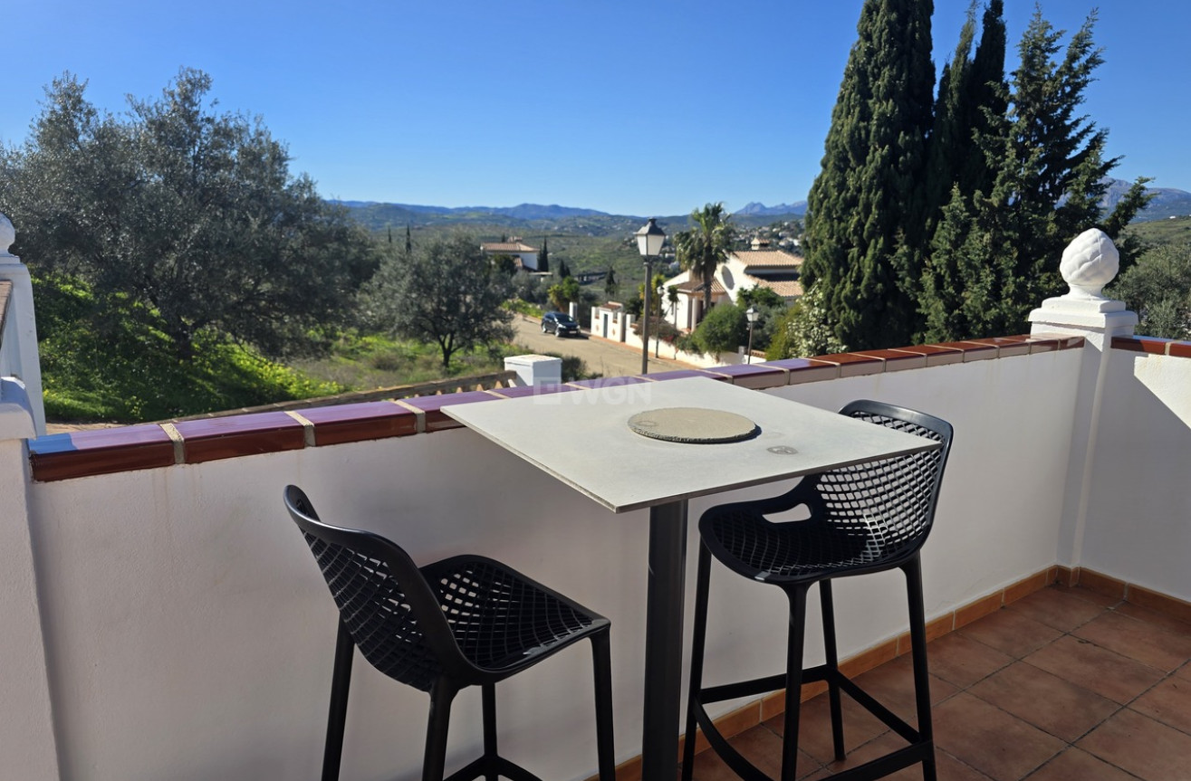 Odsprzedaż - Villa - Alcaucín - Inland