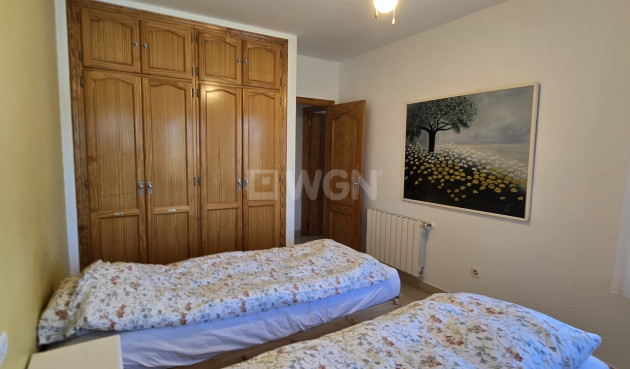 Odsprzedaż - Villa - Alcaucín - Inland