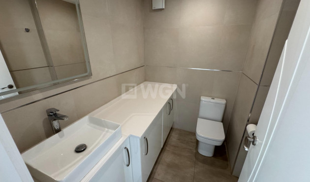 Odsprzedaż - Villa - Estepona - Las Lomas