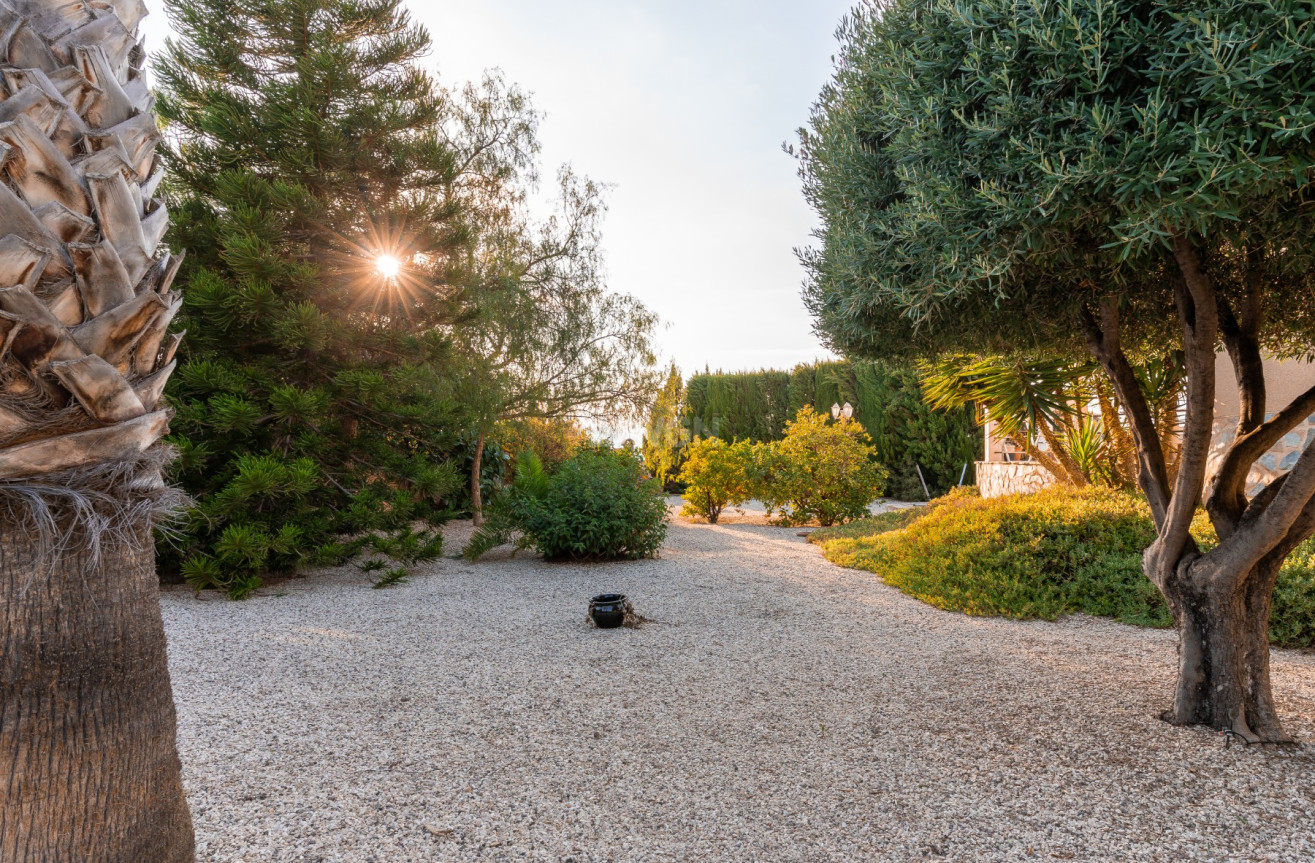 Odsprzedaż - Villa - Busot - Costa Blanca