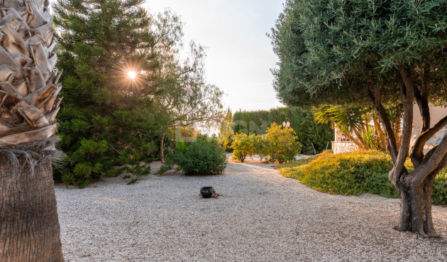 Odsprzedaż - Villa - Busot - Costa Blanca