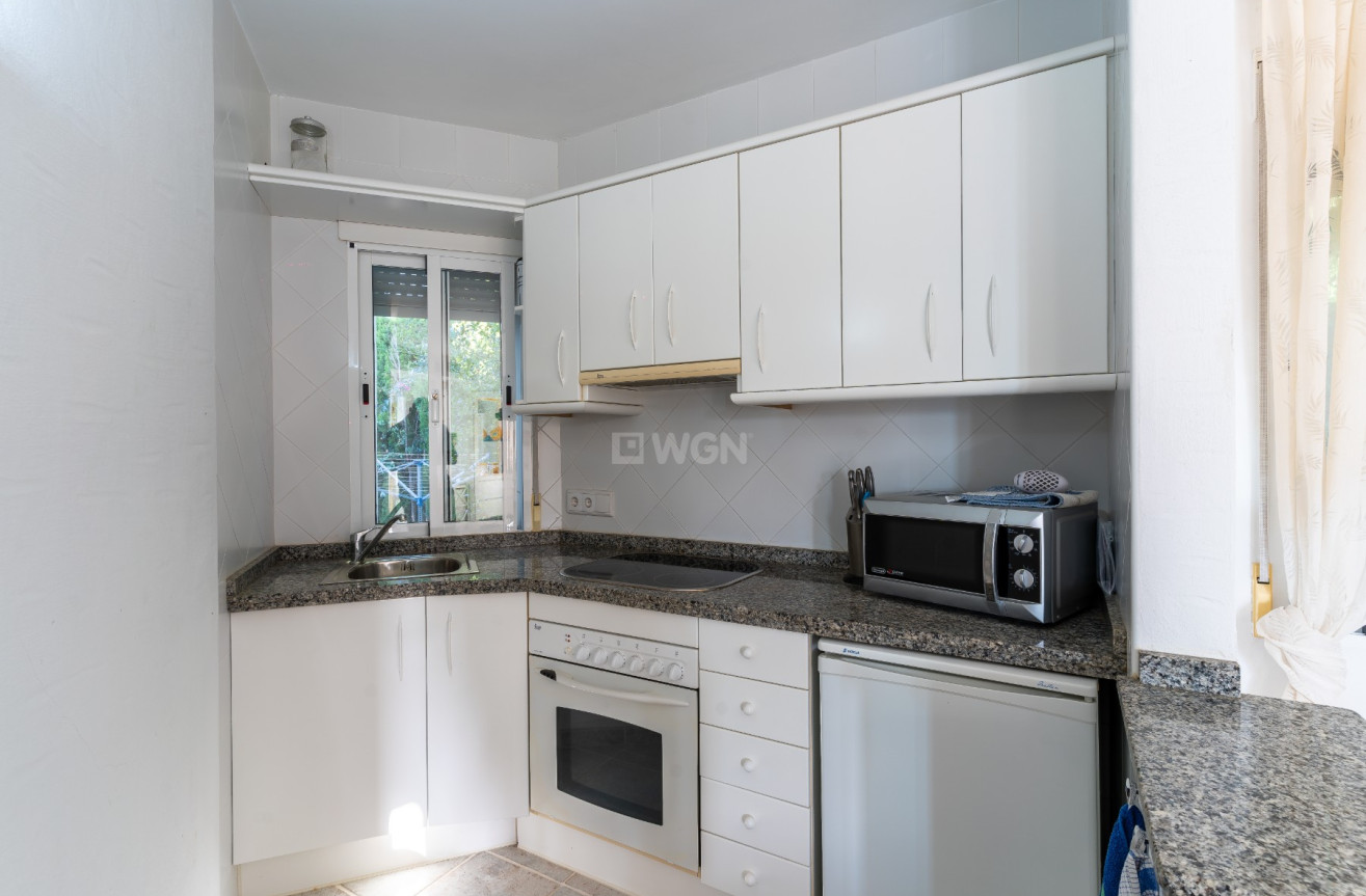 Odsprzedaż - Villa - Busot - Costa Blanca