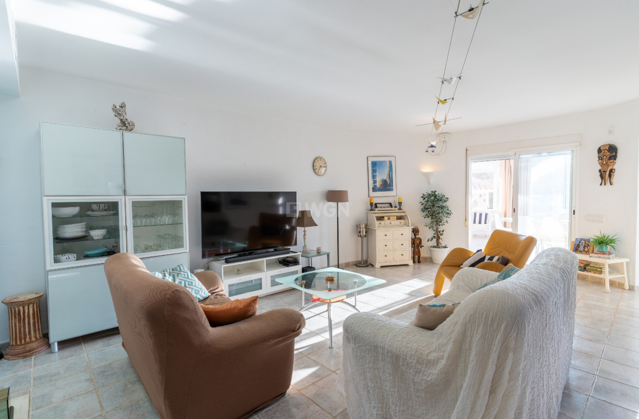 Odsprzedaż - Villa - Busot - Costa Blanca