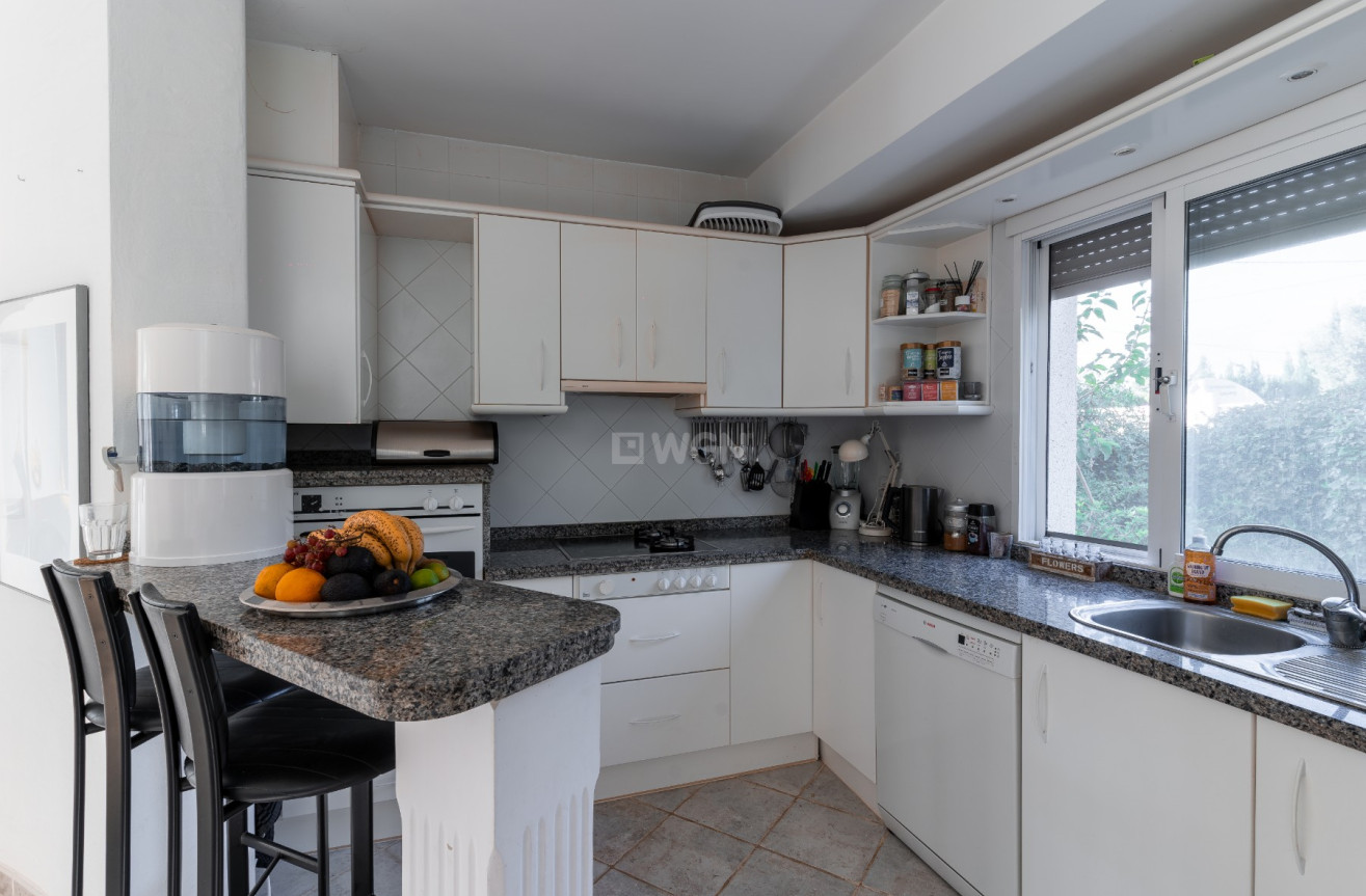 Odsprzedaż - Villa - Busot - Costa Blanca