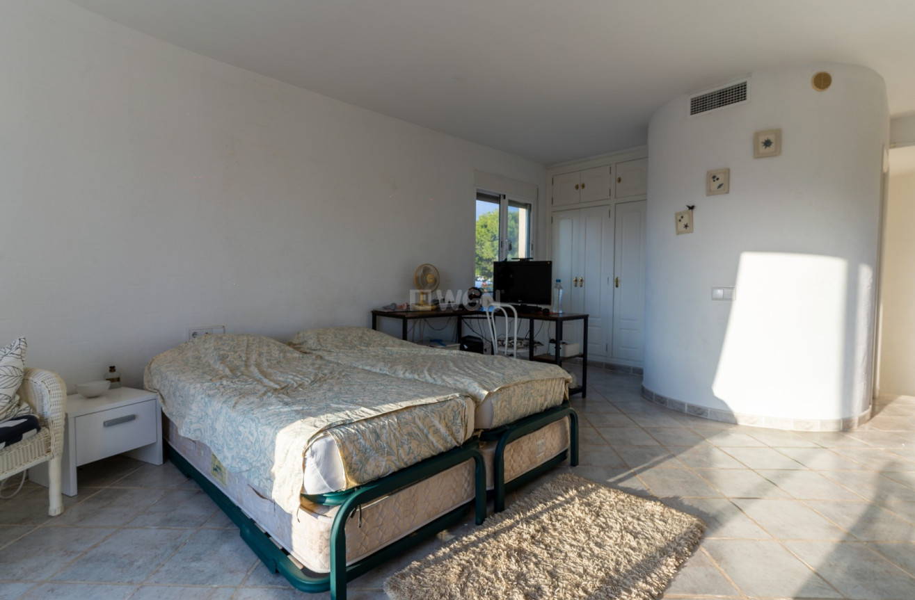 Odsprzedaż - Villa - Busot - Costa Blanca