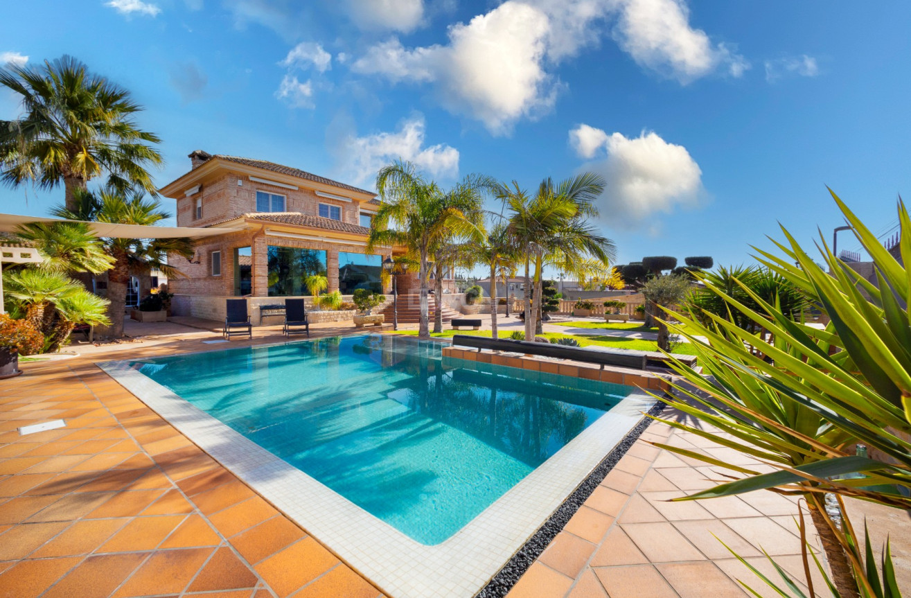 Odsprzedaż - Villa - San Vicente del Raspeig - Inland