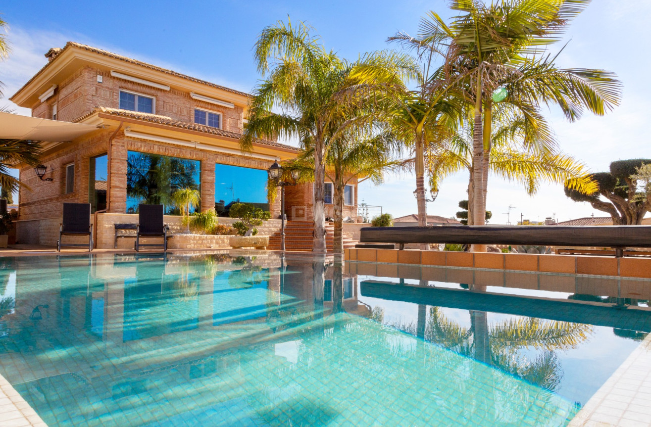 Odsprzedaż - Villa - San Vicente del Raspeig - Inland