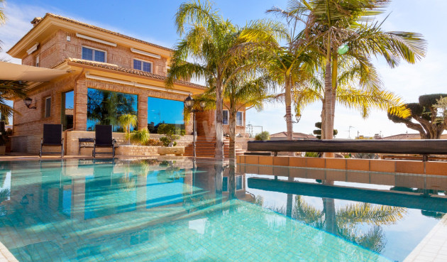 Odsprzedaż - Villa - San Vicente del Raspeig - Inland