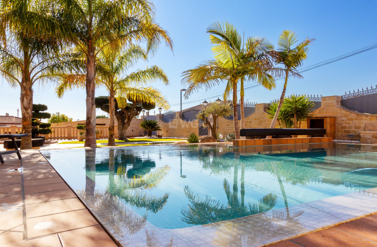 Odsprzedaż - Villa - San Vicente del Raspeig - Inland