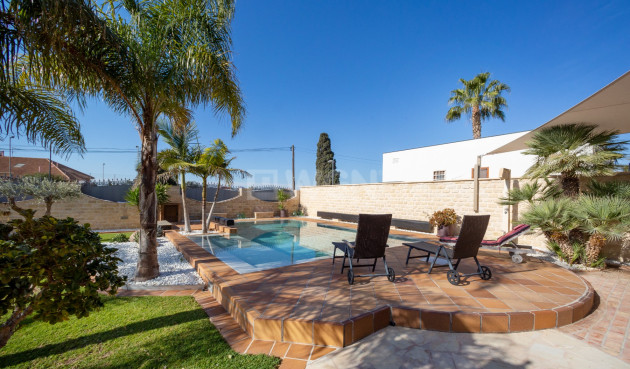 Odsprzedaż - Villa - San Vicente del Raspeig - Inland