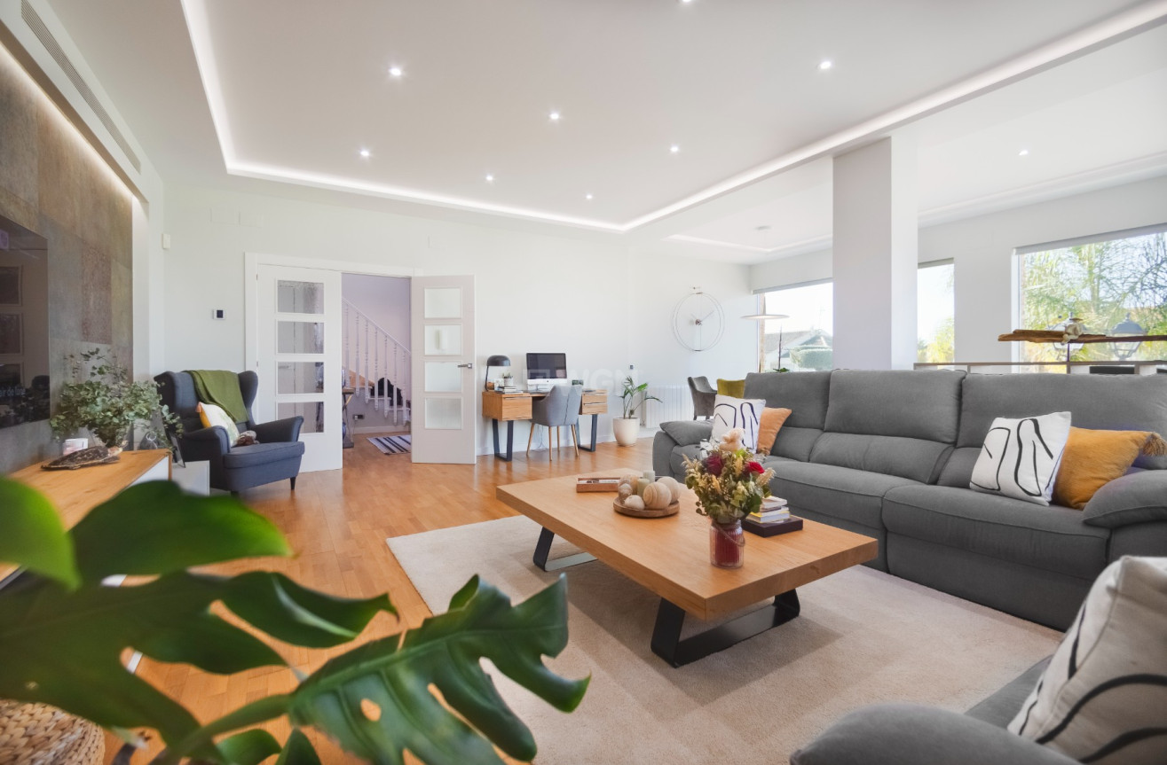 Odsprzedaż - Villa - San Vicente del Raspeig - Inland