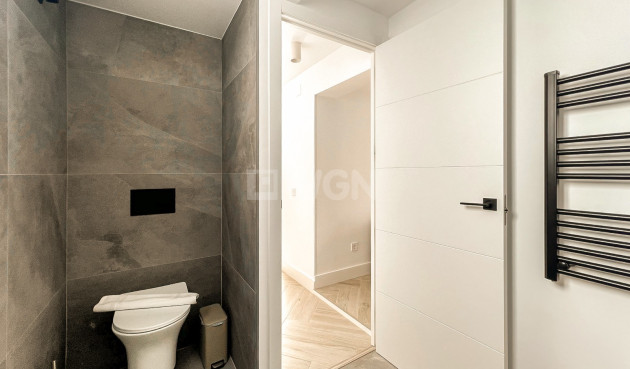 Odsprzedaż - Mieszkanie w bloku - Alicante - Costa Blanca