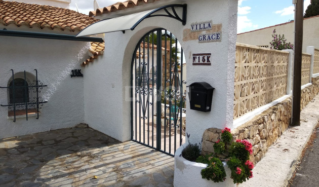 Odsprzedaż - Villa - Calpe - Costa Blanca