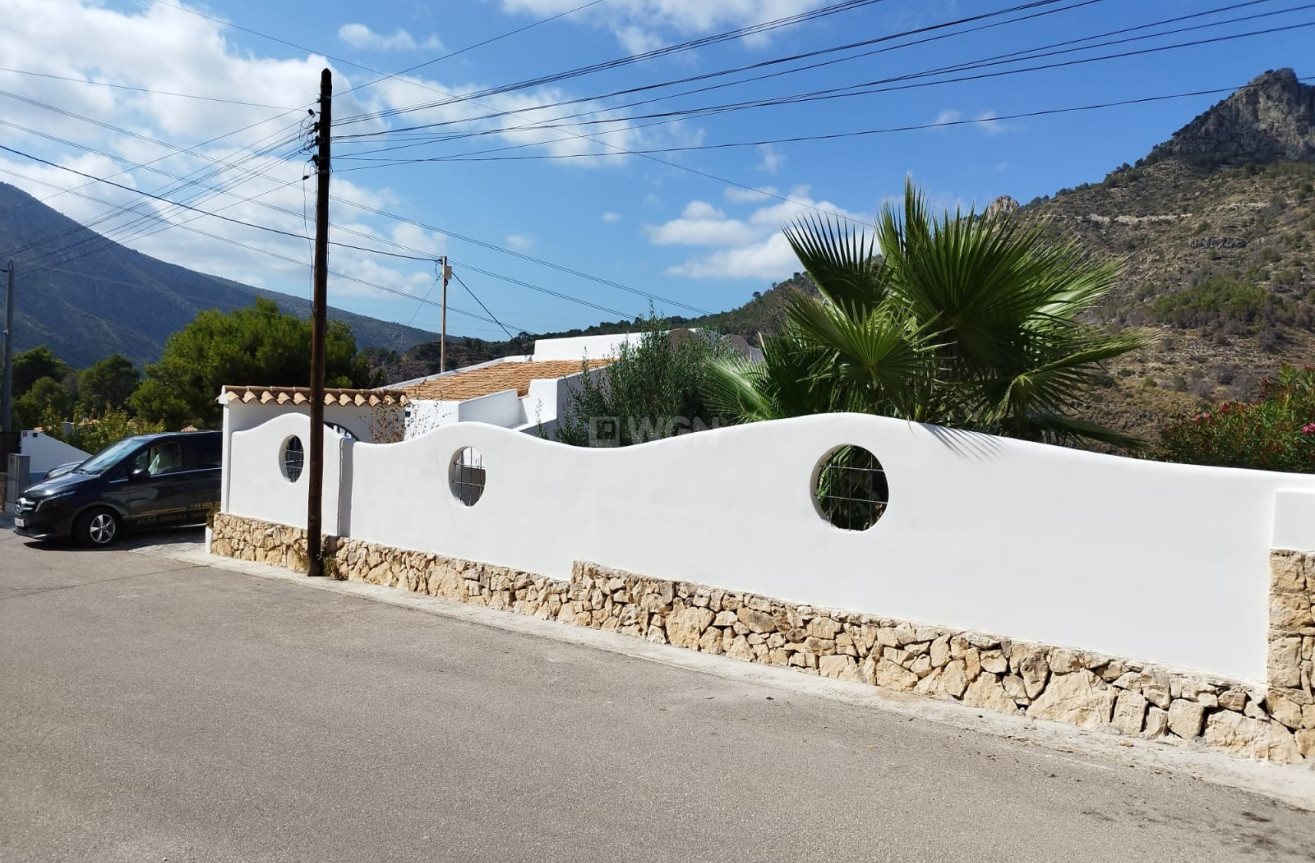 Odsprzedaż - Villa - Calpe - Costa Blanca