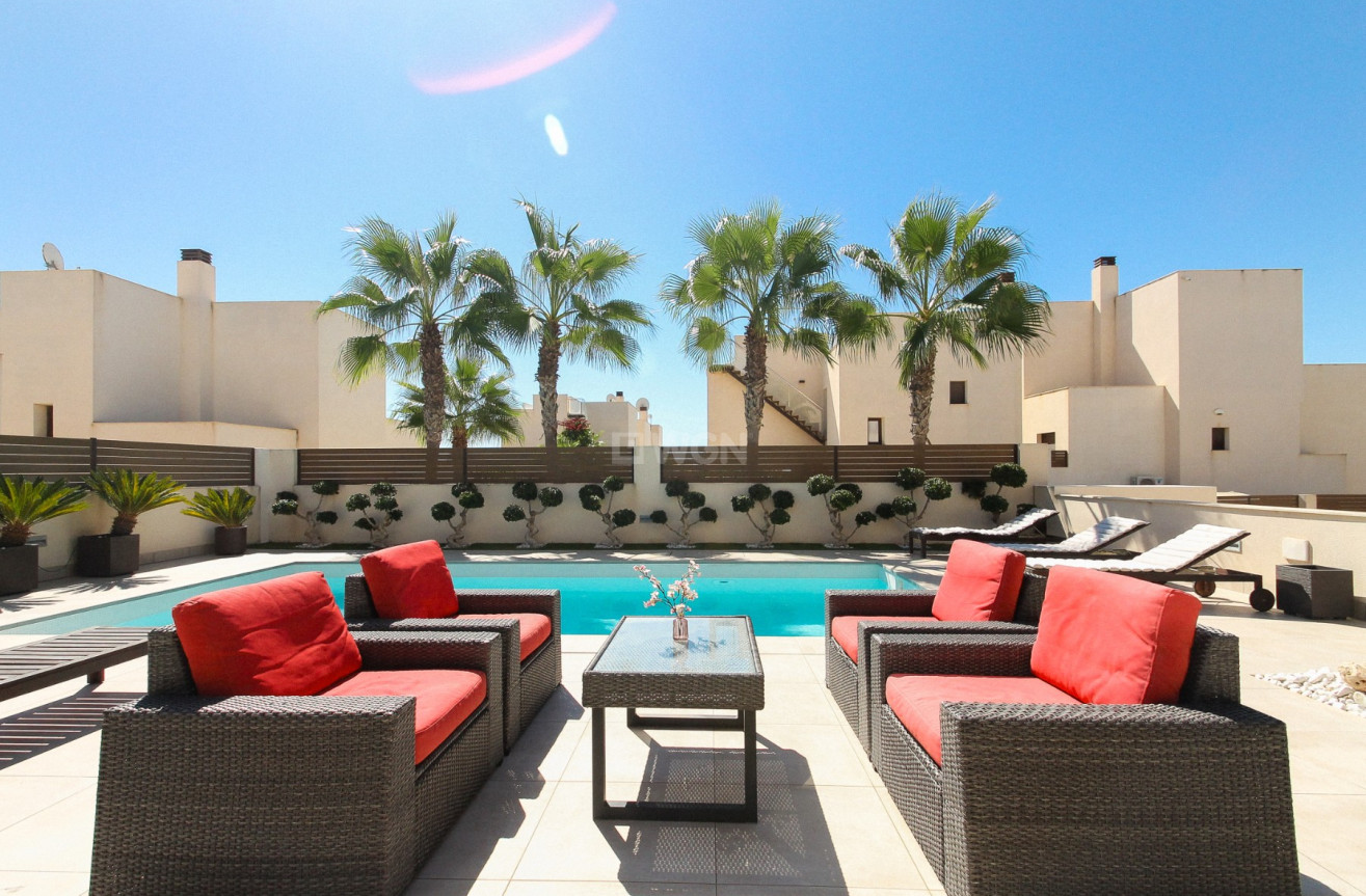 Odsprzedaż - Villa - Torrevieja - Costa Blanca