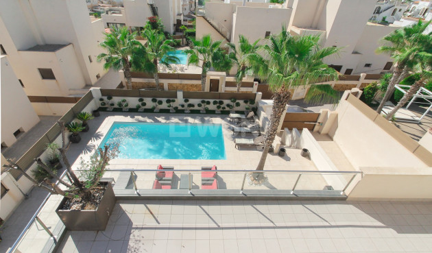 Odsprzedaż - Villa - Torrevieja - Costa Blanca