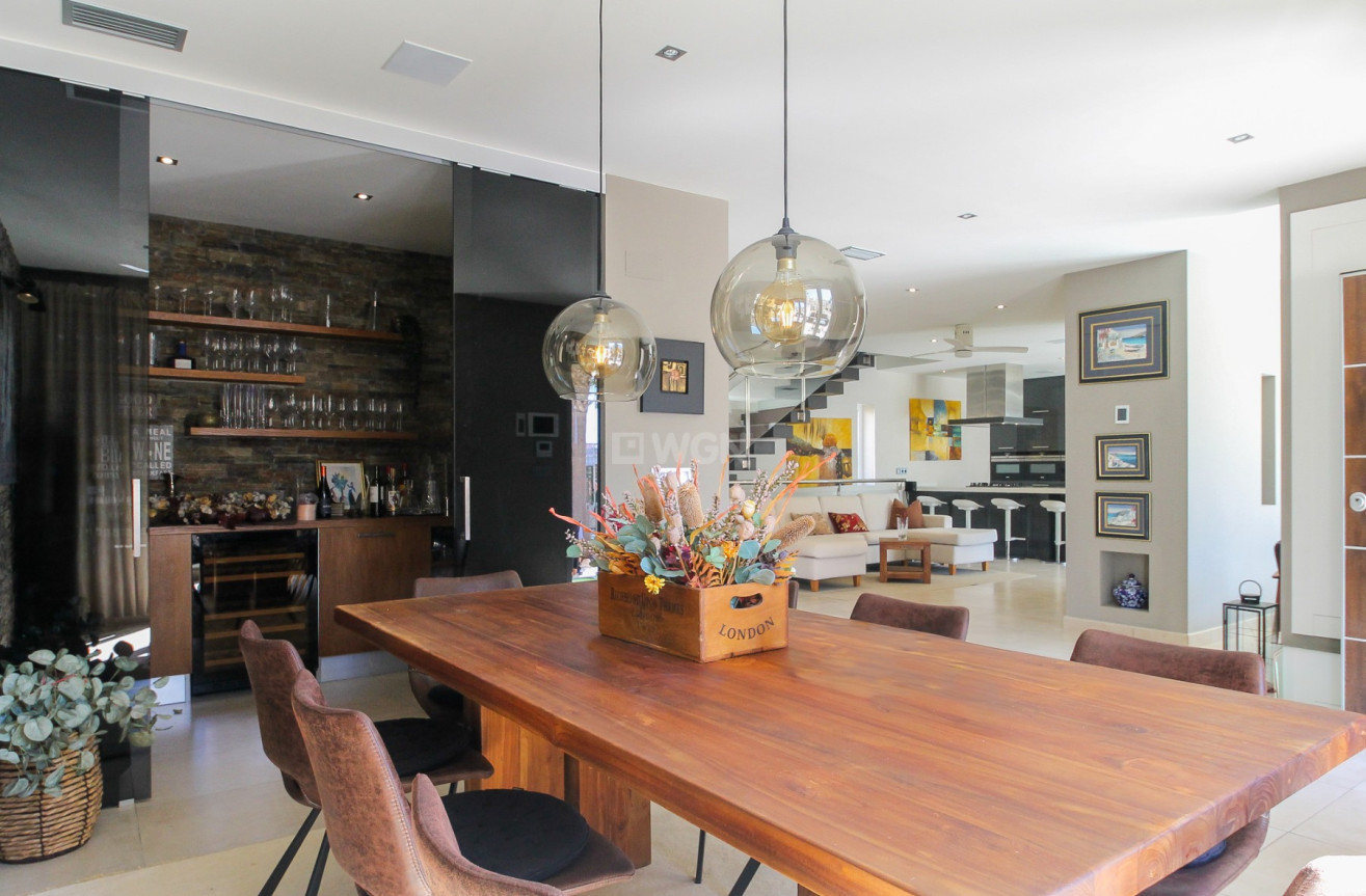 Odsprzedaż - Villa - Torrevieja - Costa Blanca