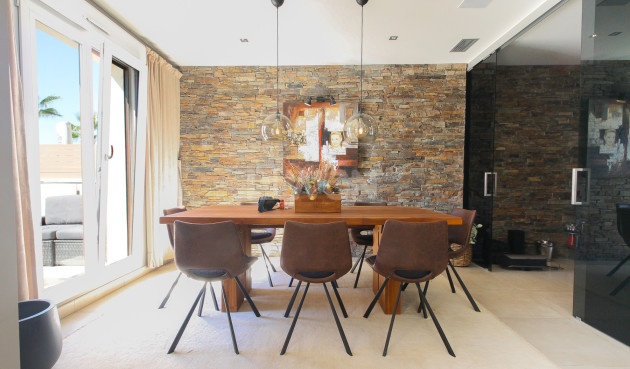 Odsprzedaż - Villa - Torrevieja - Costa Blanca