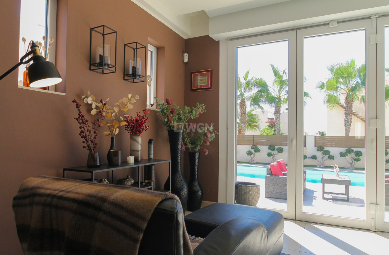 Odsprzedaż - Villa - Torrevieja - Costa Blanca