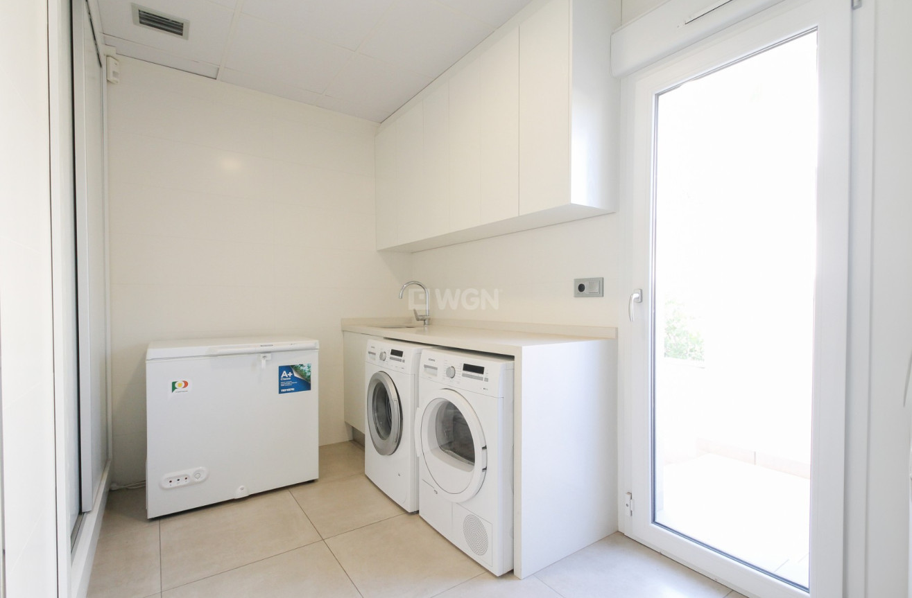 Odsprzedaż - Villa - Torrevieja - Costa Blanca