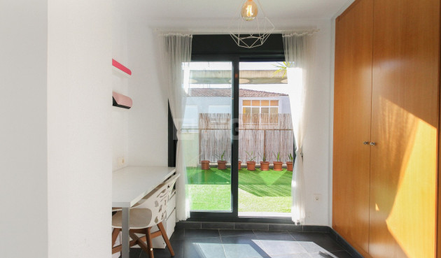 Odsprzedaż - Daszek - Alicante - Costa Blanca