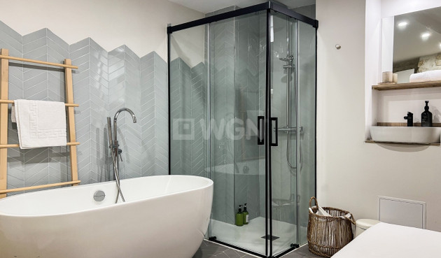 Odsprzedaż - Mieszkanie w bloku - Alicante - Costa Blanca