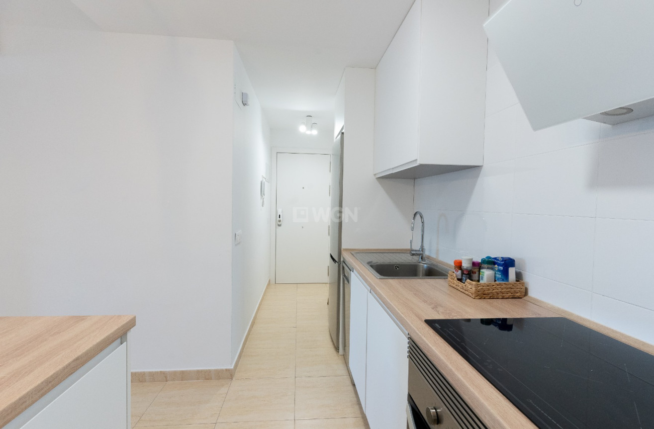 Odsprzedaż - Mieszkanie w bloku - El Campello - Costa Blanca