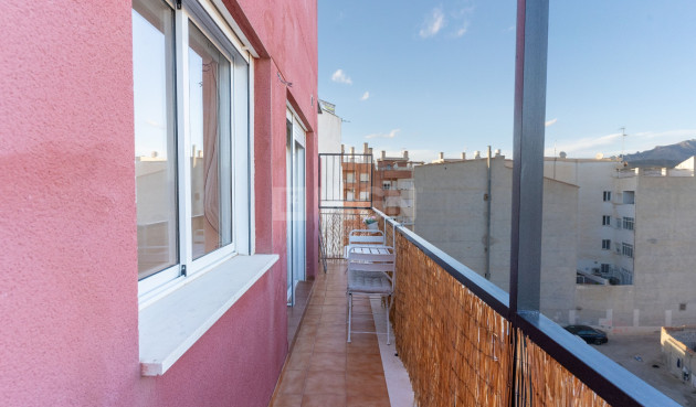 Odsprzedaż - Mieszkanie w bloku - El Campello - Costa Blanca