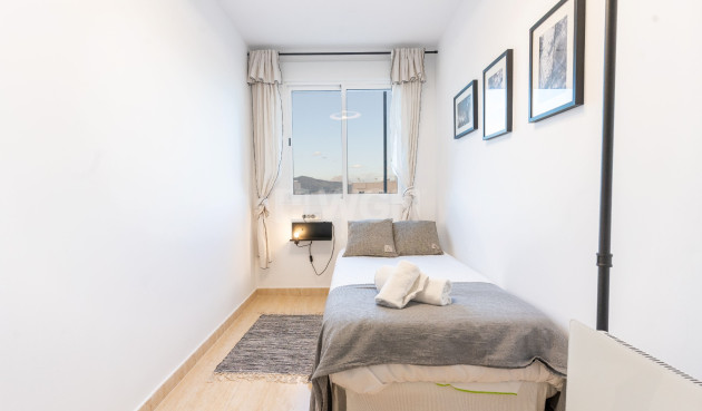 Odsprzedaż - Mieszkanie w bloku - El Campello - Costa Blanca