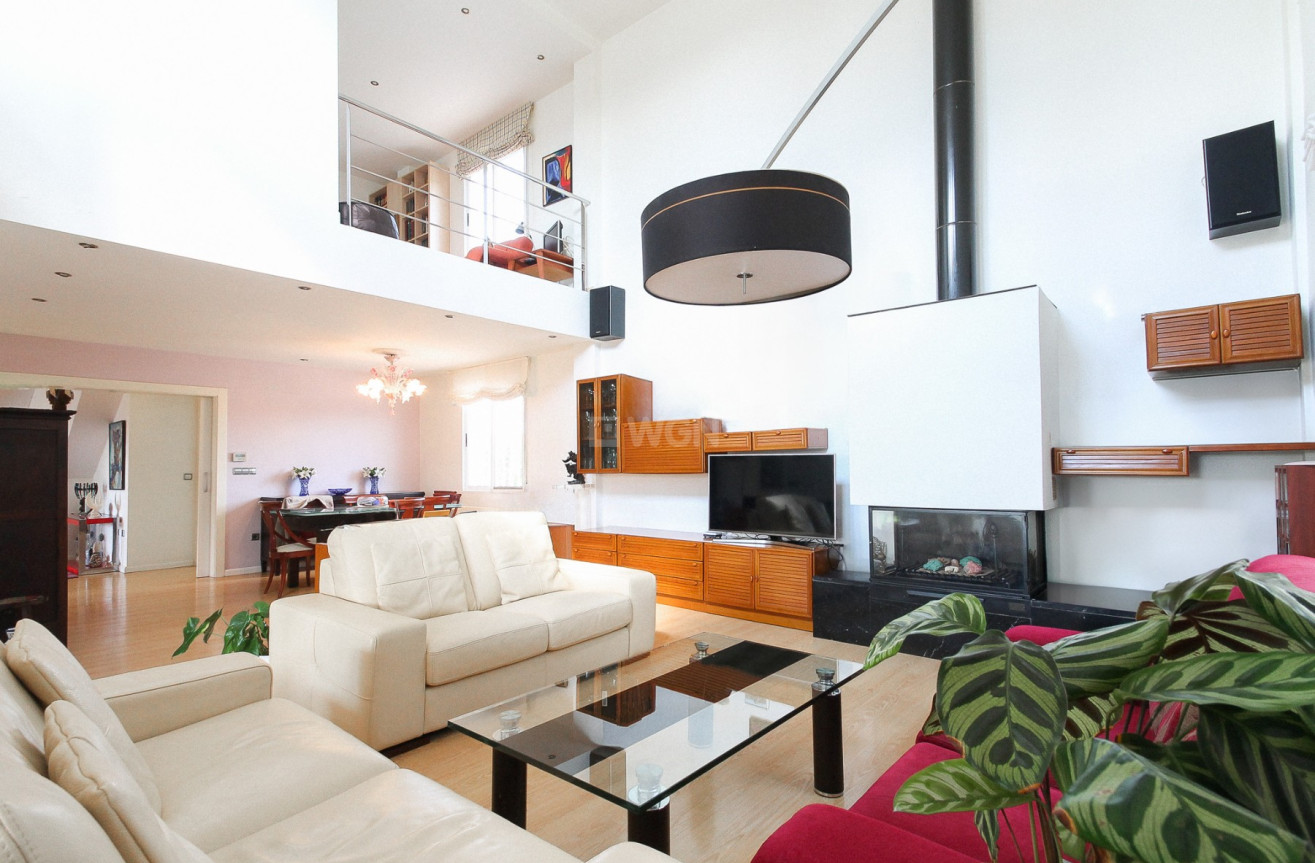 Odsprzedaż - Villa - San Vicente del Raspeig - Inland