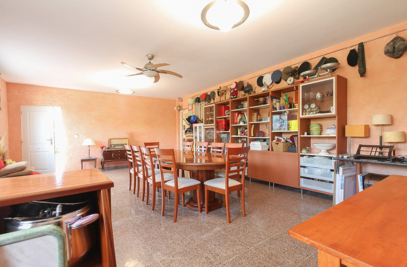 Odsprzedaż - Villa - San Vicente del Raspeig - Inland