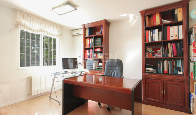 Odsprzedaż - Villa - San Vicente del Raspeig - Inland